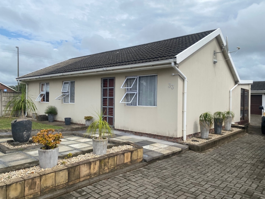 To Let 2 Bedroom Property for Rent in Gonubie Eastern Cape